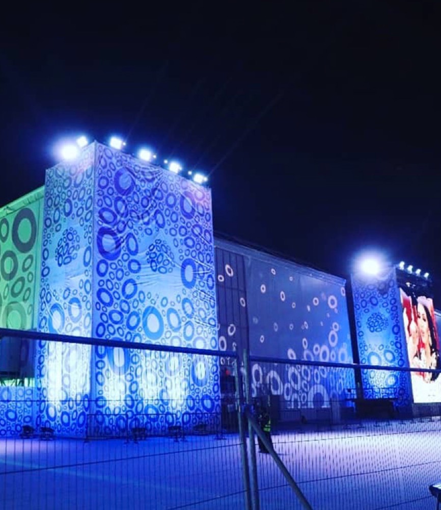 Jeddah Season - tensostruttura principale in fase di cablaggio